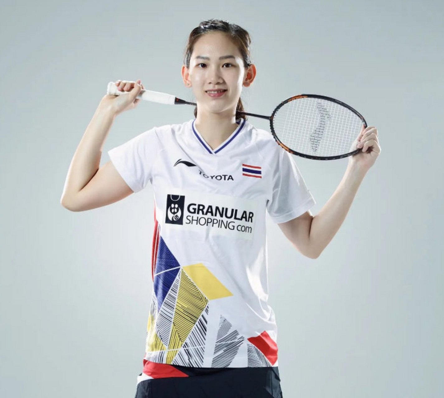 上保持基本 上保持基本