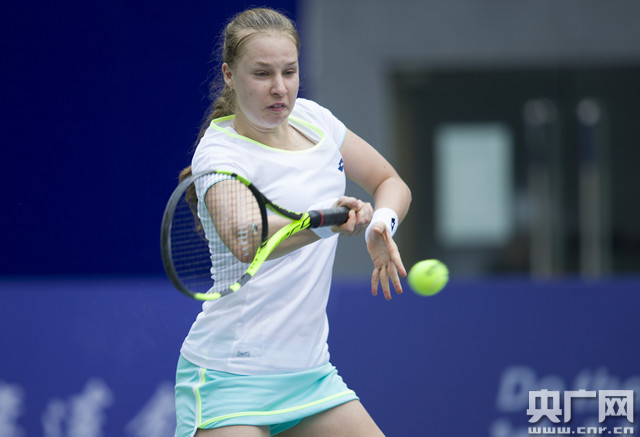 高压逼抢 高压逼抢