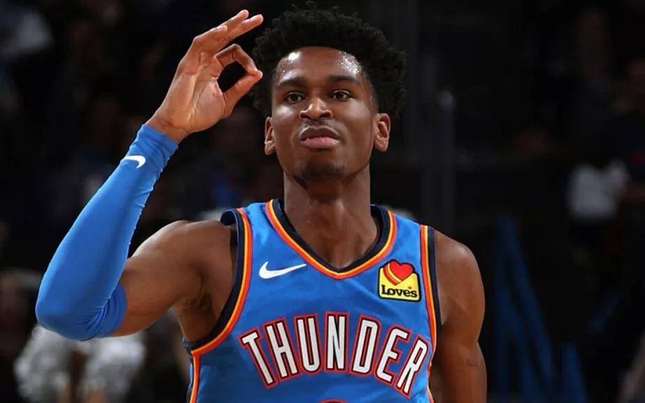 屏息凝神 屏息凝神