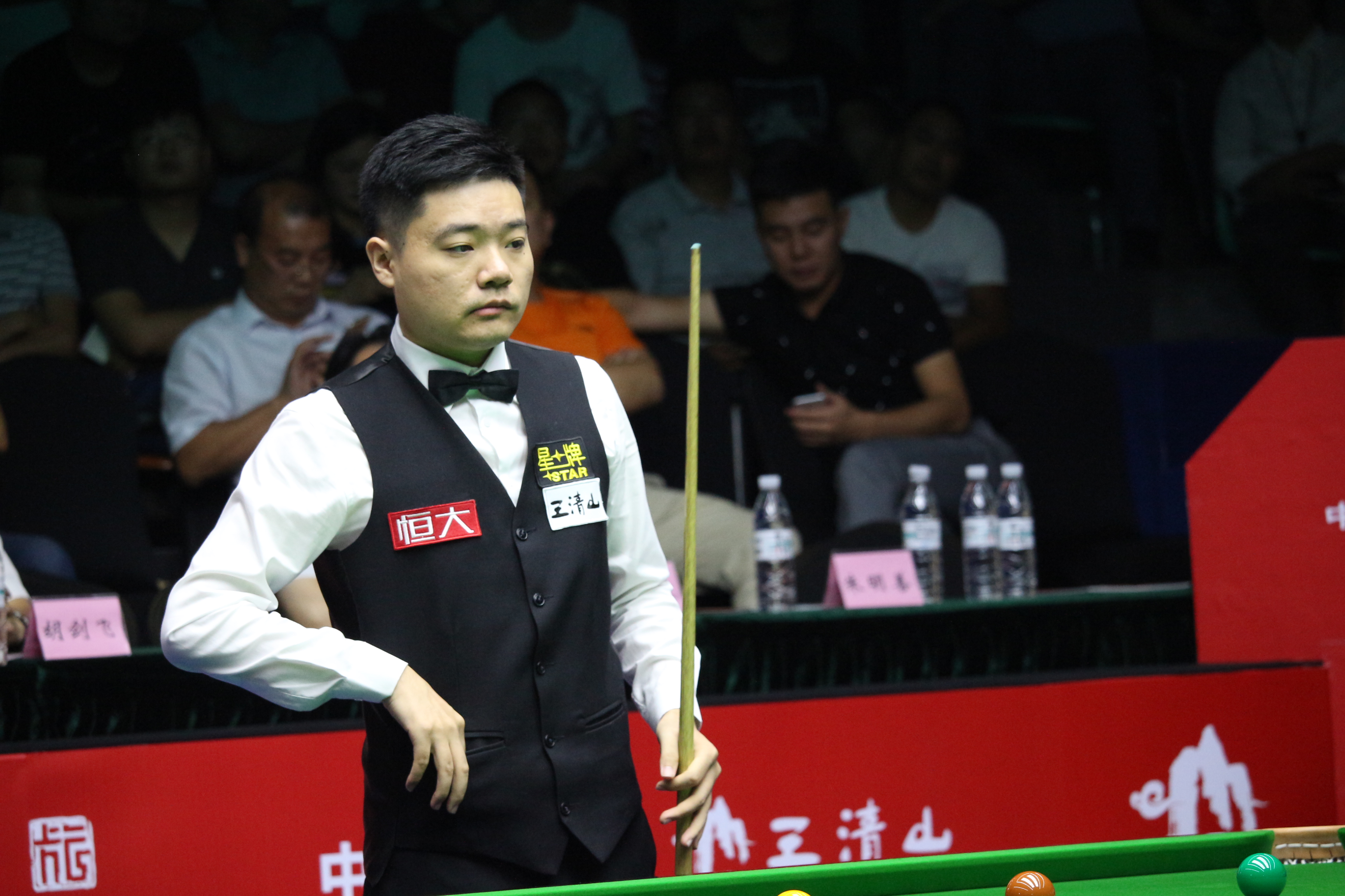 以特斯拉和 以特斯拉和